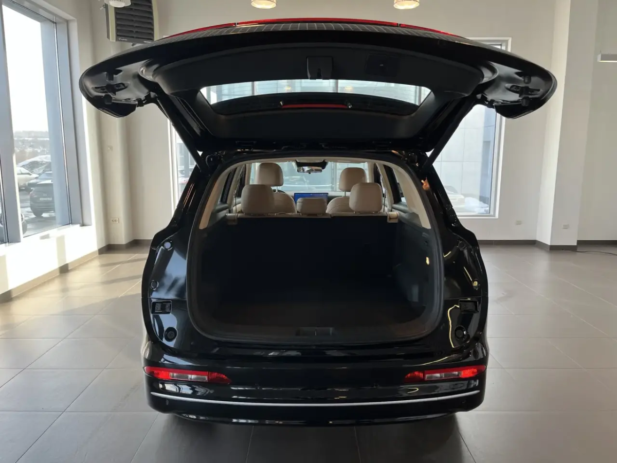 EVOLUTE I-SPACE 1.5hyb CVT (218 л.с.)