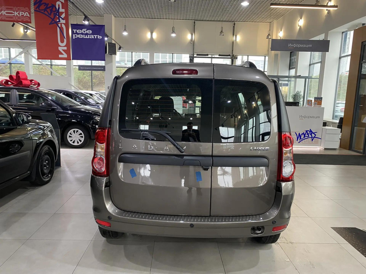 LADA LARGUS 1.6 MT (106 л.с.)