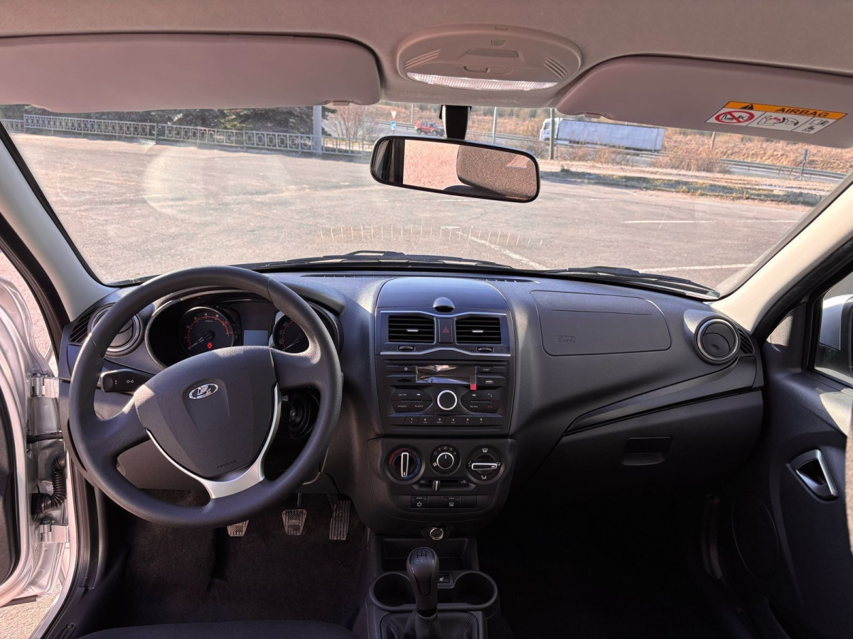 LADA GRANTA 1.6 MT (90 л.с.)