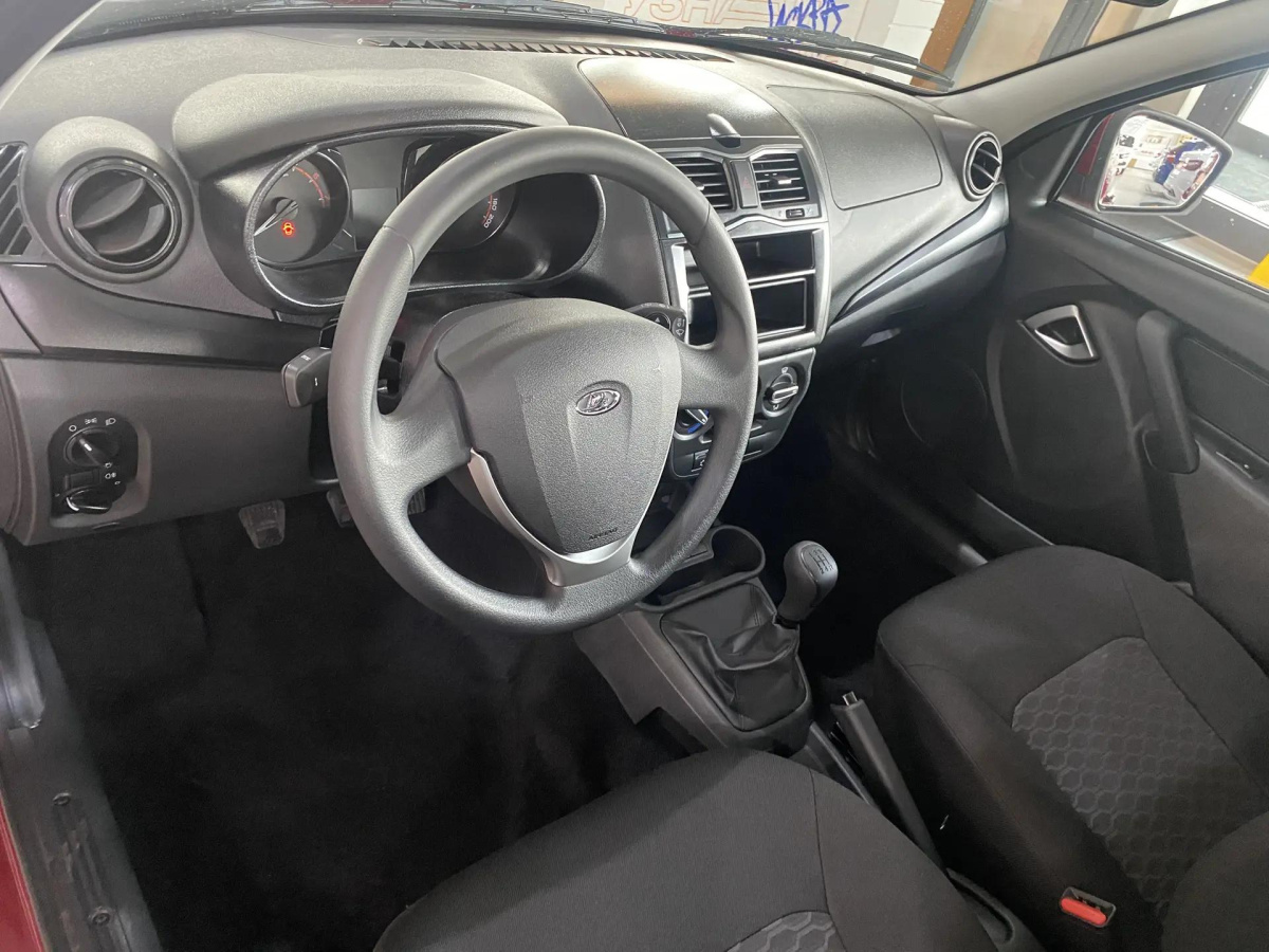 LADA GRANTA 1.6 MT (90 л.с.)