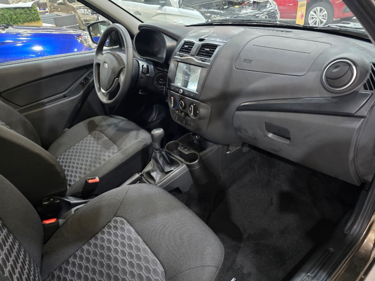 LADA GRANTA 1.6 MT (106 л.с.)