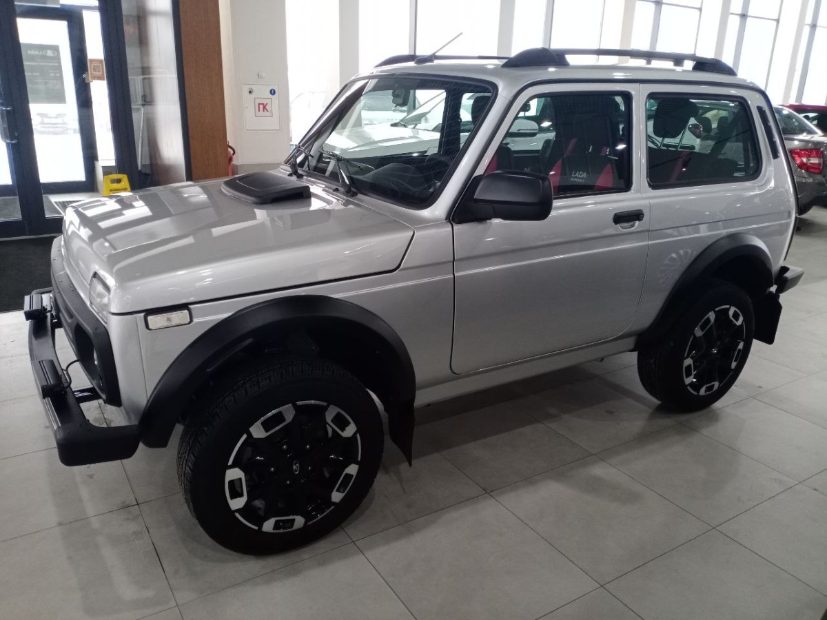 LADA NIVA LEGEND Sport 1.6 MT (122 л.с.) 4WD
