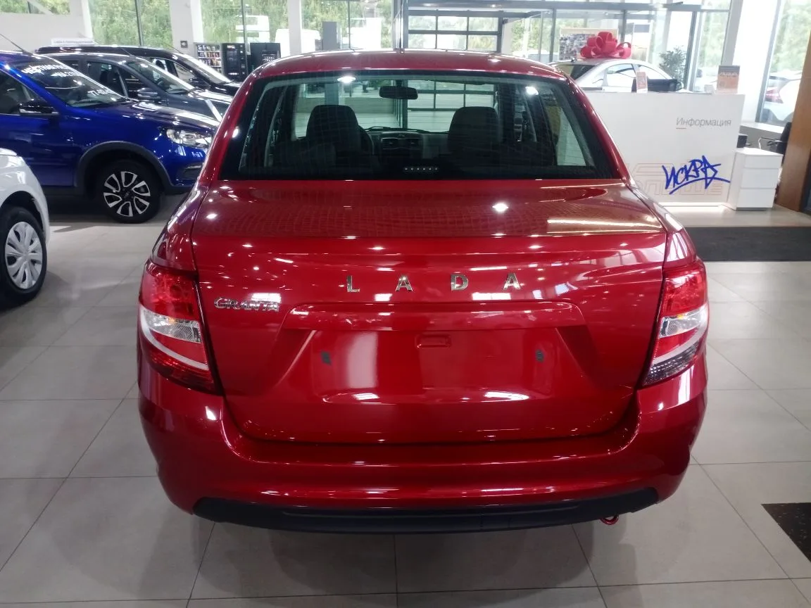 LADA GRANTA 1.6 MT (90 л.с.)
