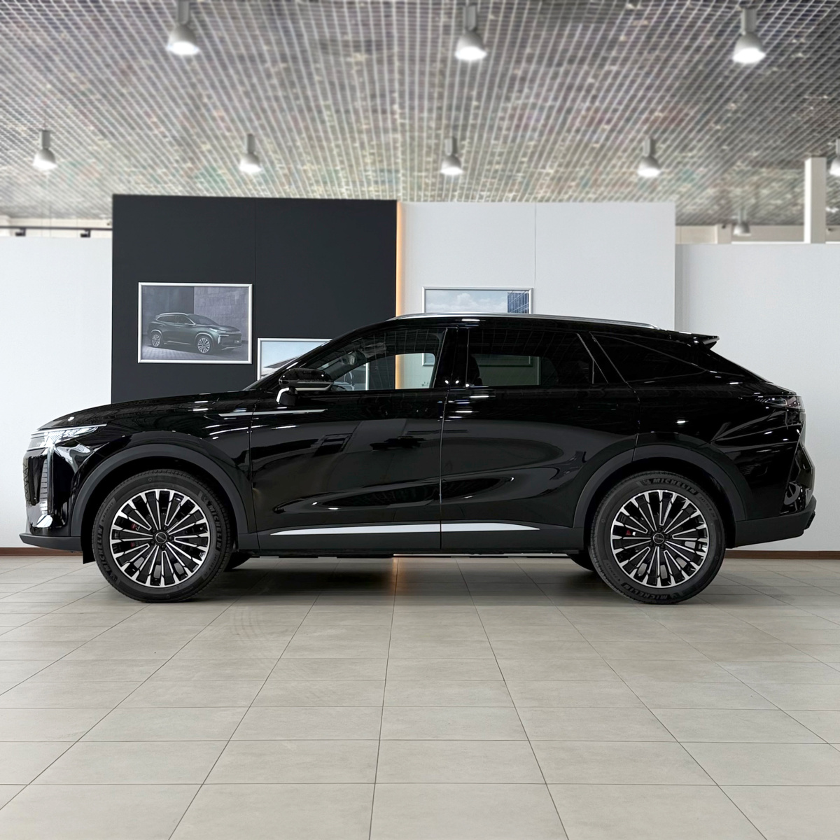 EXEED RX 2.0 AMT (197 л.с.) 4WD