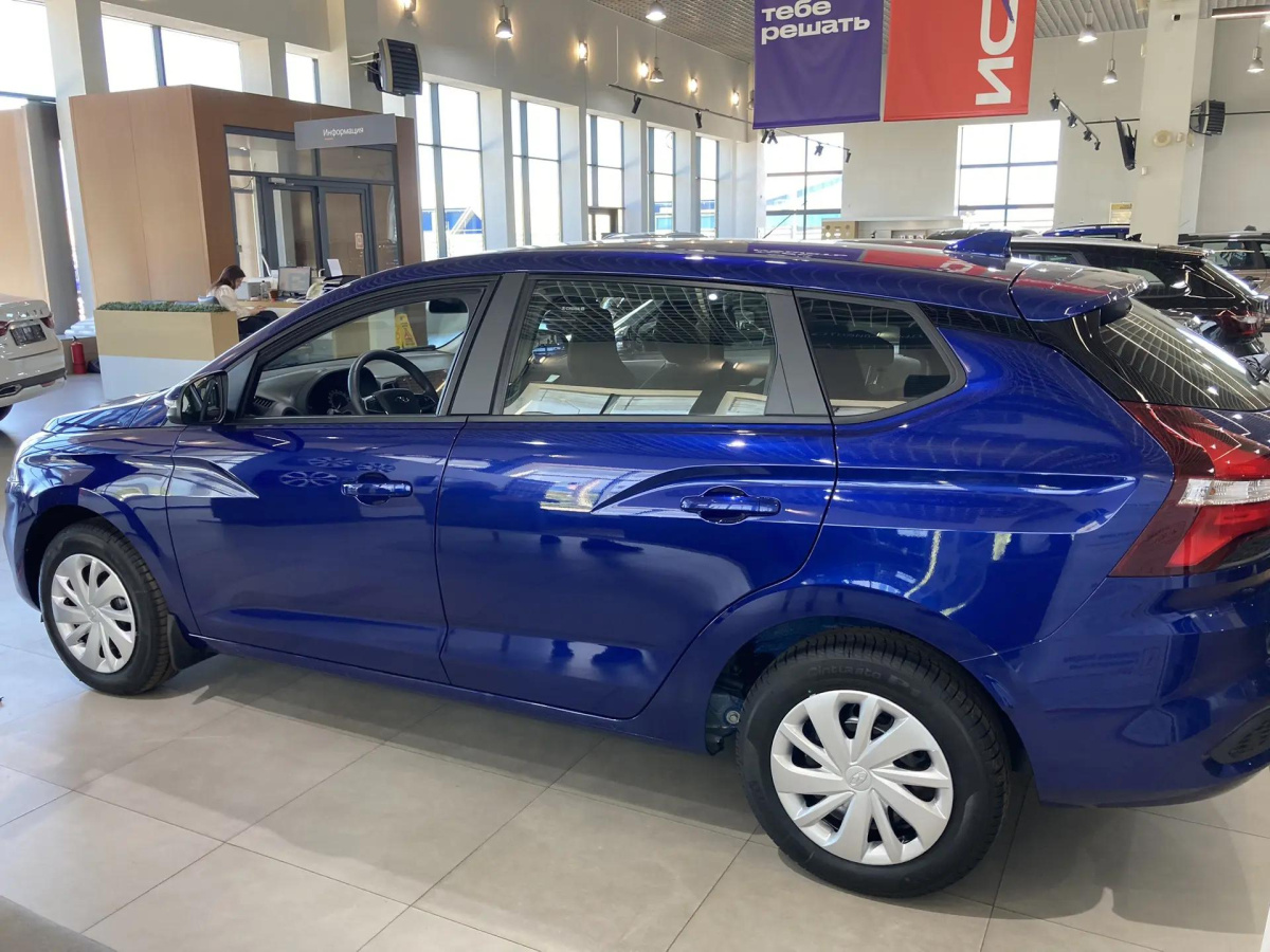LADA ISKRA SW 1.6 CVT (106 л.с.)
