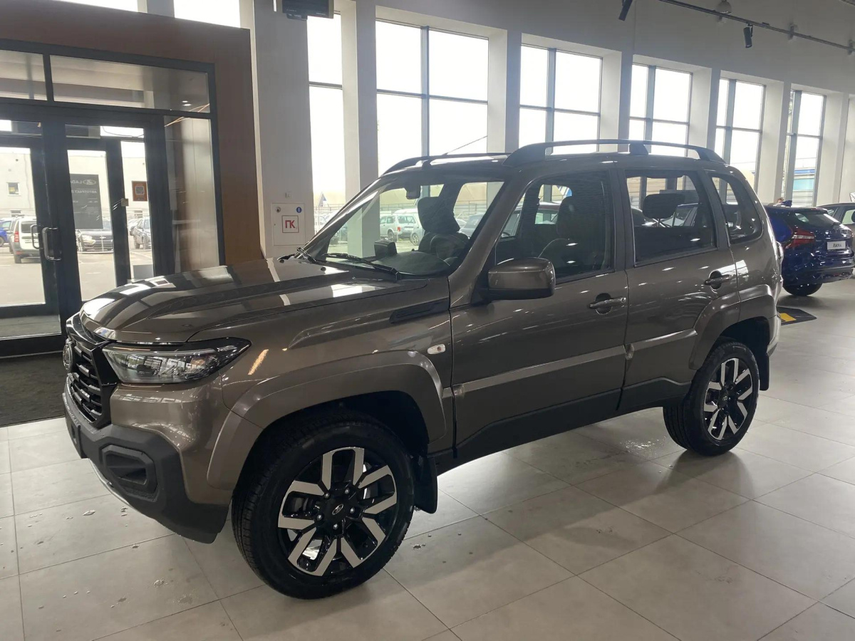 LADA NIVA TRAVEL 1.8 MT (90 л.с.) 4WD