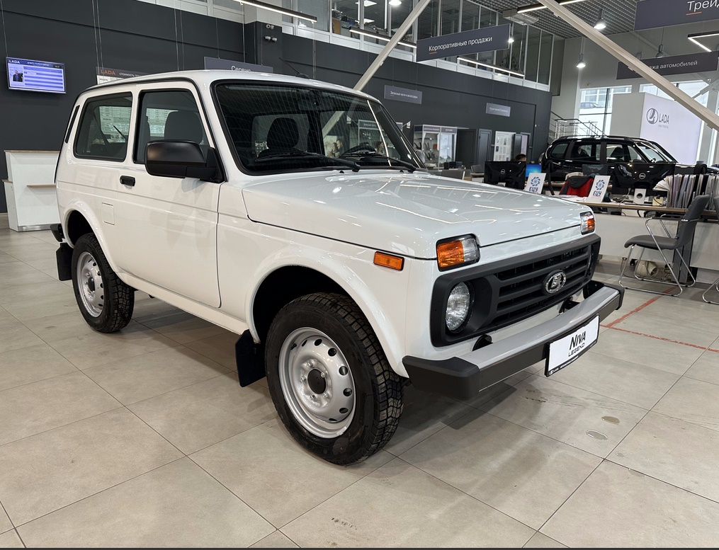 LADA NIVA LEGEND 1.7 MT (83 л.с.) 4WD