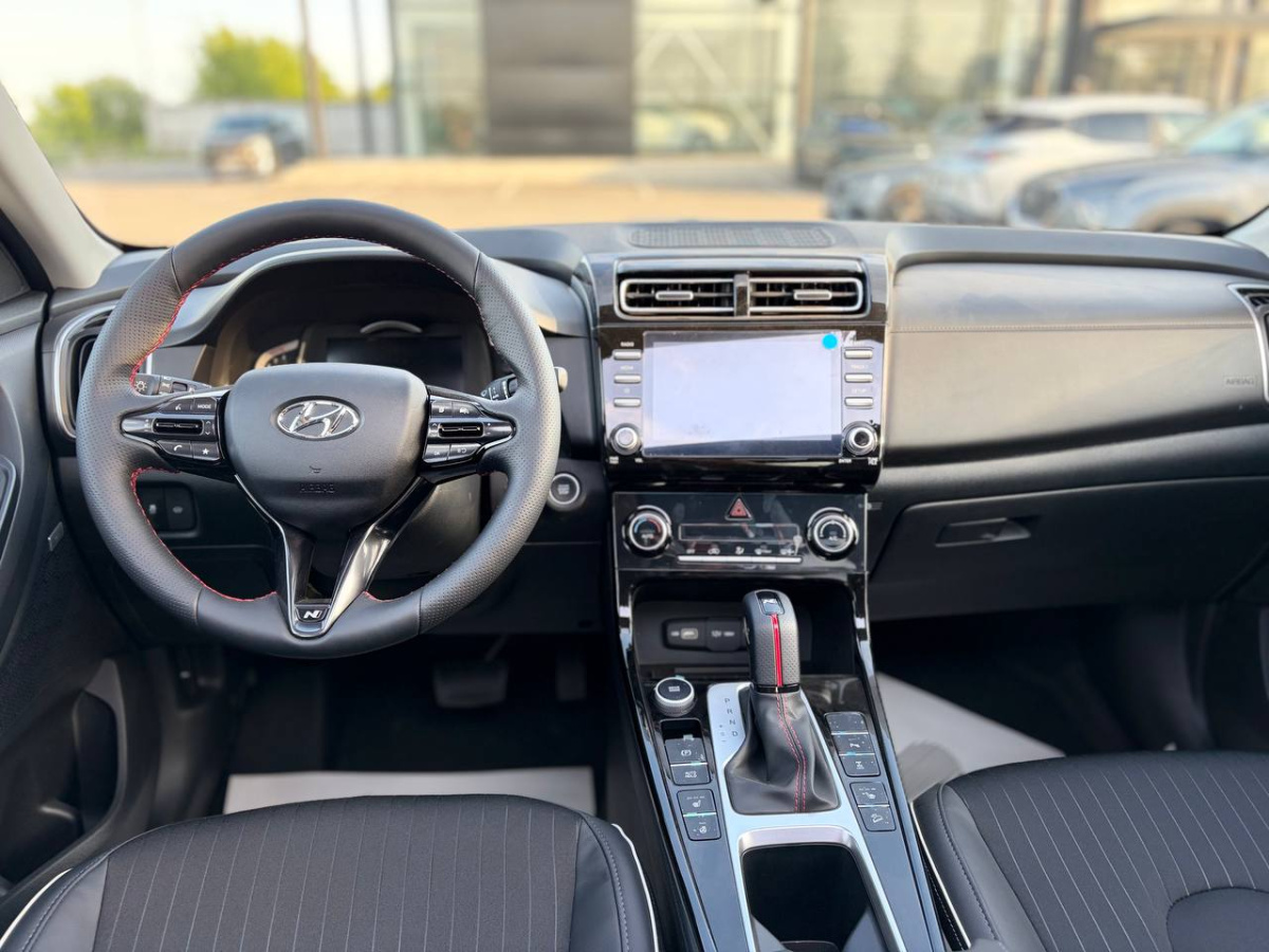 SOLARIS HC 2.0 AT (150 л.с.) 4WD