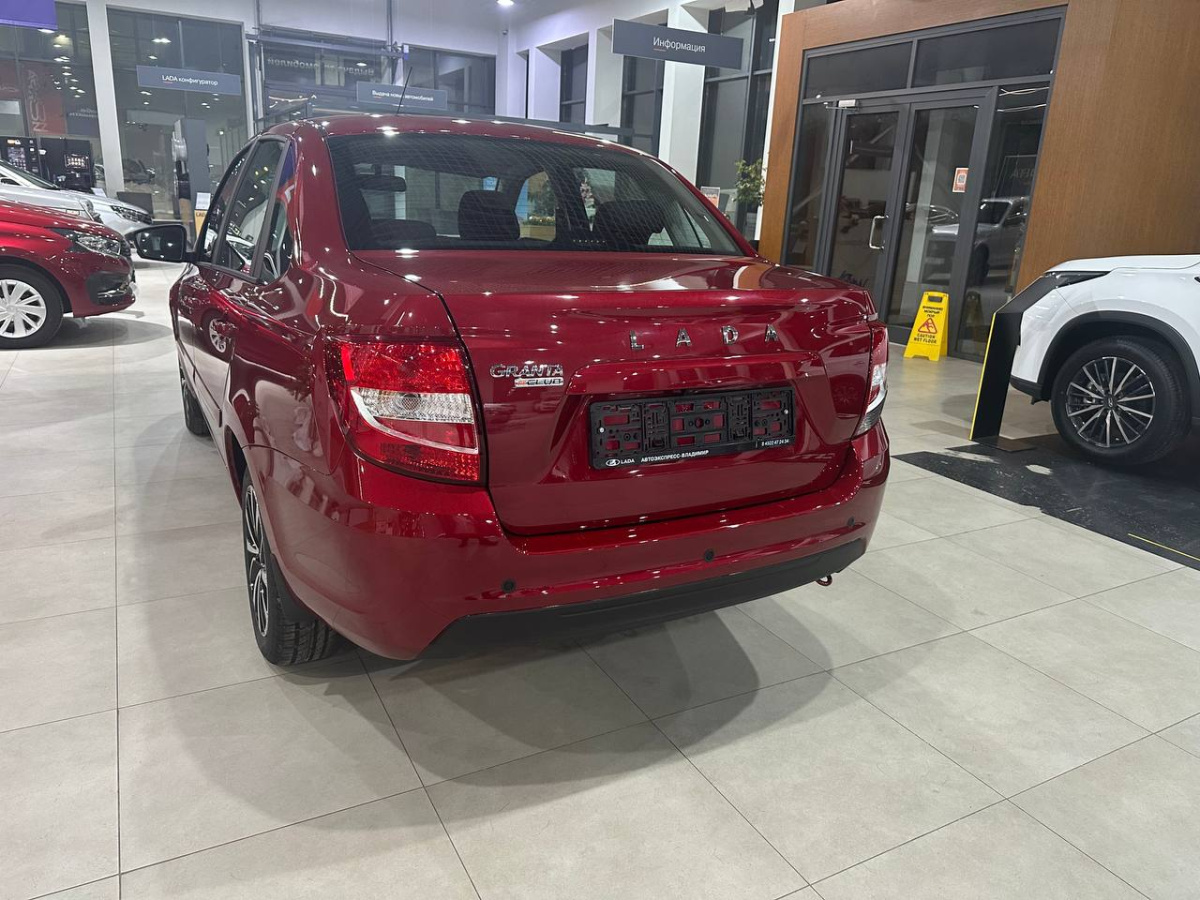 LADA GRANTA 1.6 MT (106 л.с.)