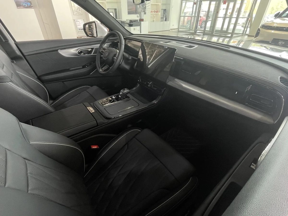 GAC GS8 II FL 2.0 AT (231 л.с.) 4WD