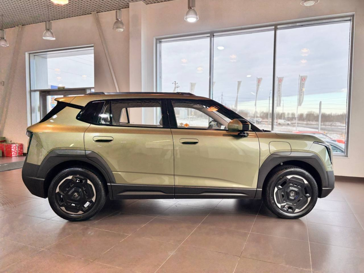EVOLUTE I-SPACE 1.5hyb CVT (367 л.с.) 4WD