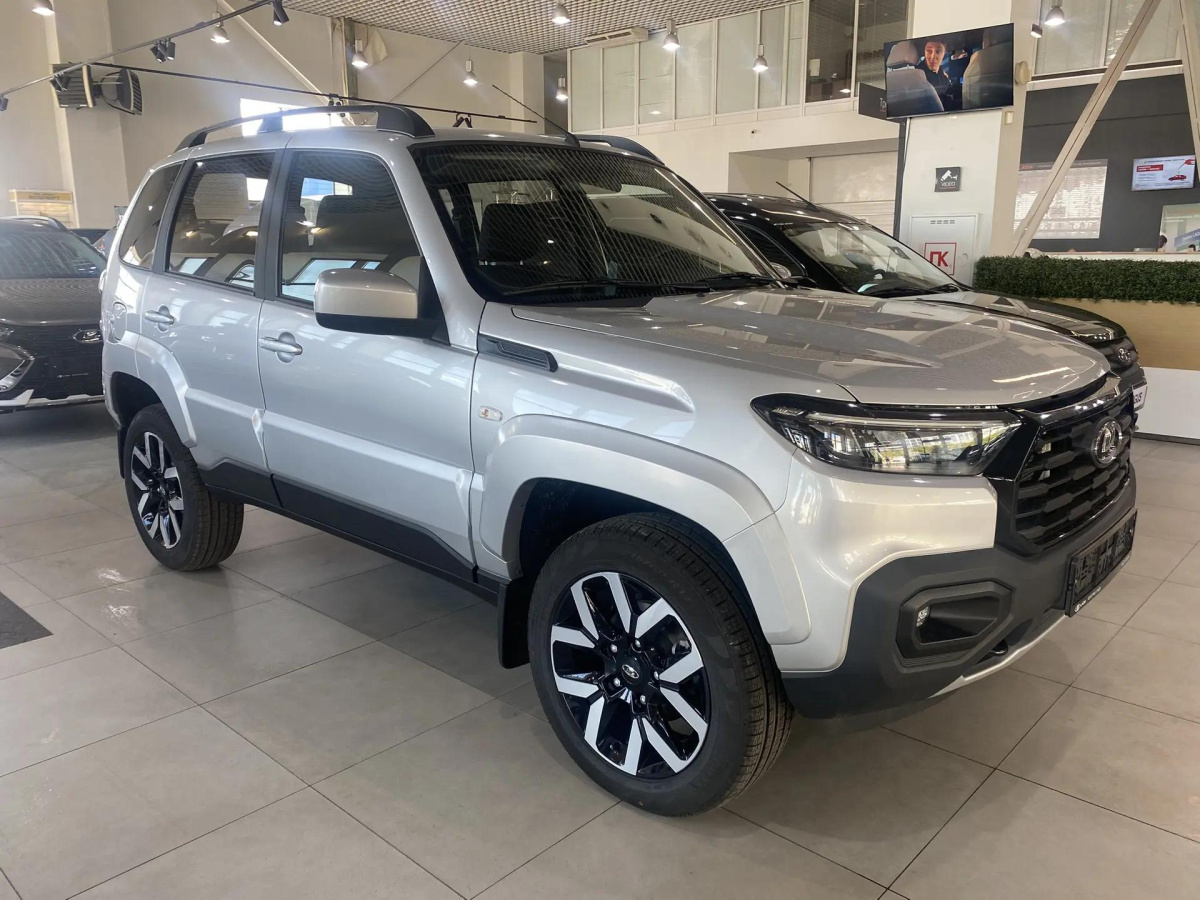 LADA NIVA TRAVEL 1.8 MT (90 л.с.) 4WD