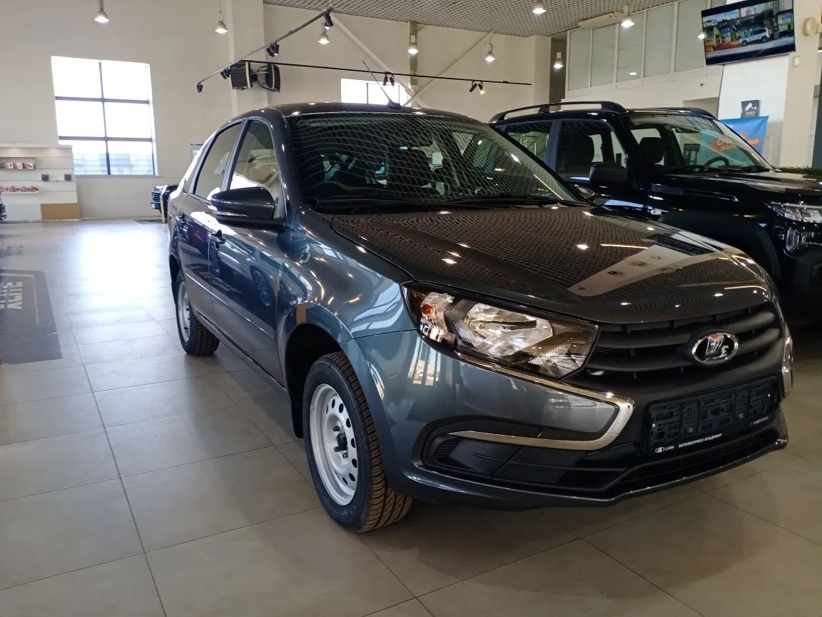 LADA GRANTA 1.6 MT (90 л.с.)