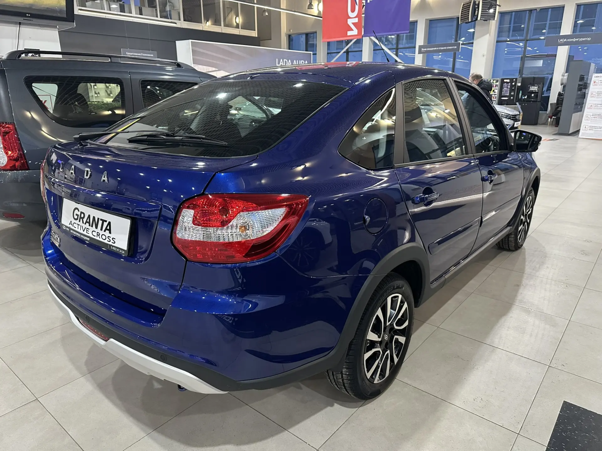 LADA GRANTA Active Cross 1.6 MT (90 л.с.)