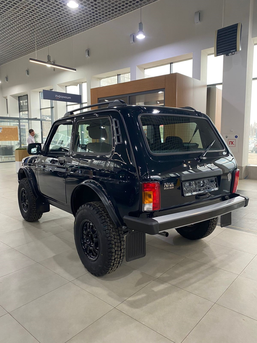 LADA NIVA LEGEND Bronto 1.7 MT (83 л.с.) 4WD