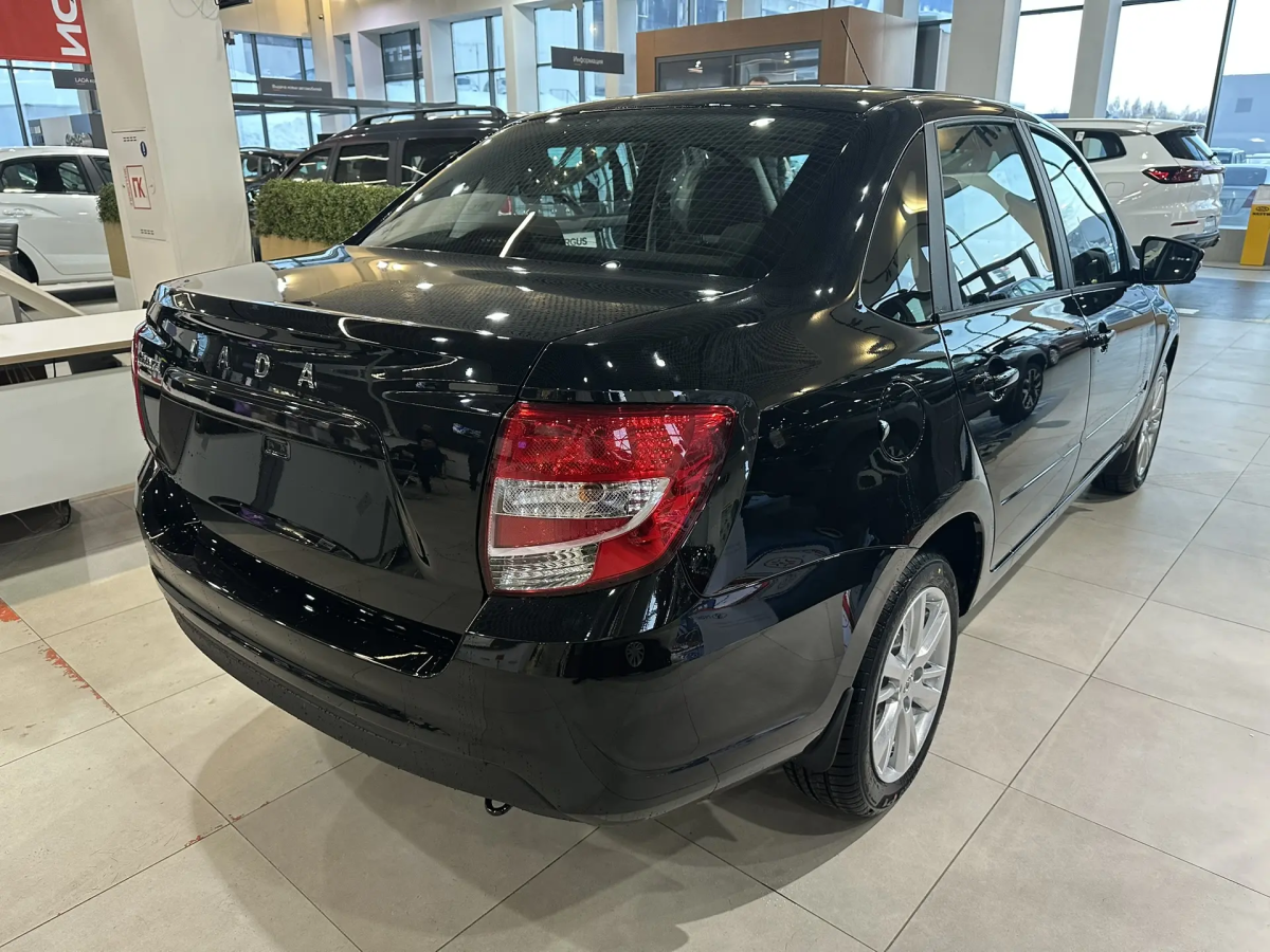LADA GRANTA 1.6 MT (90 л.с.)