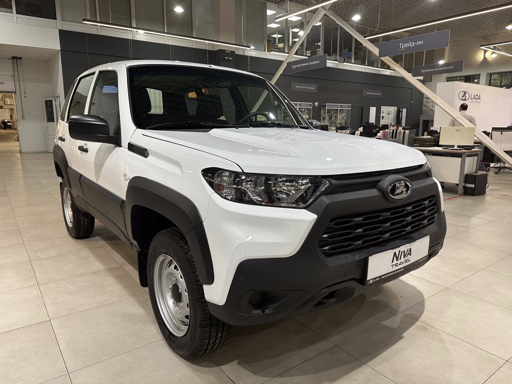 LADA NIVA TRAVEL 1.7 MT (83 л.с.) 4WD