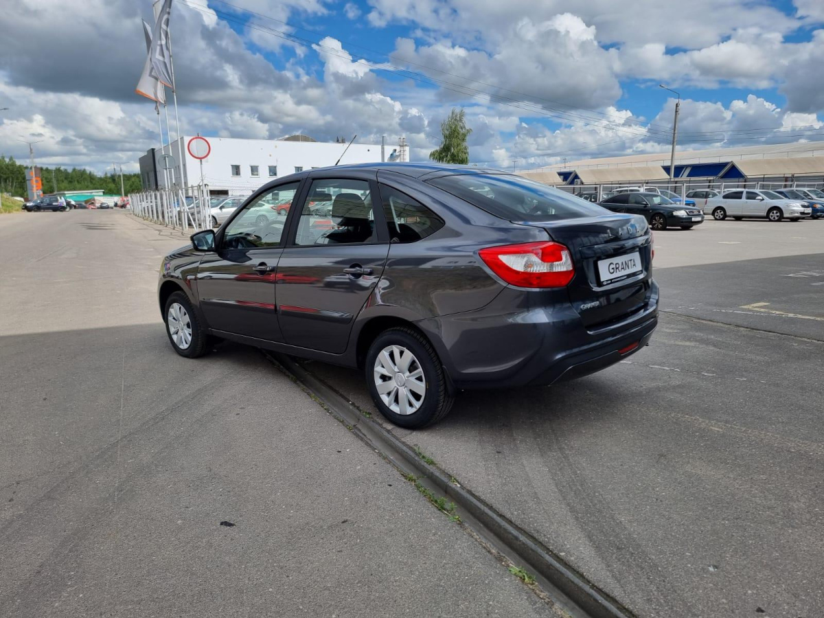 LADA GRANTA 1.6 MT (90 л.с.)