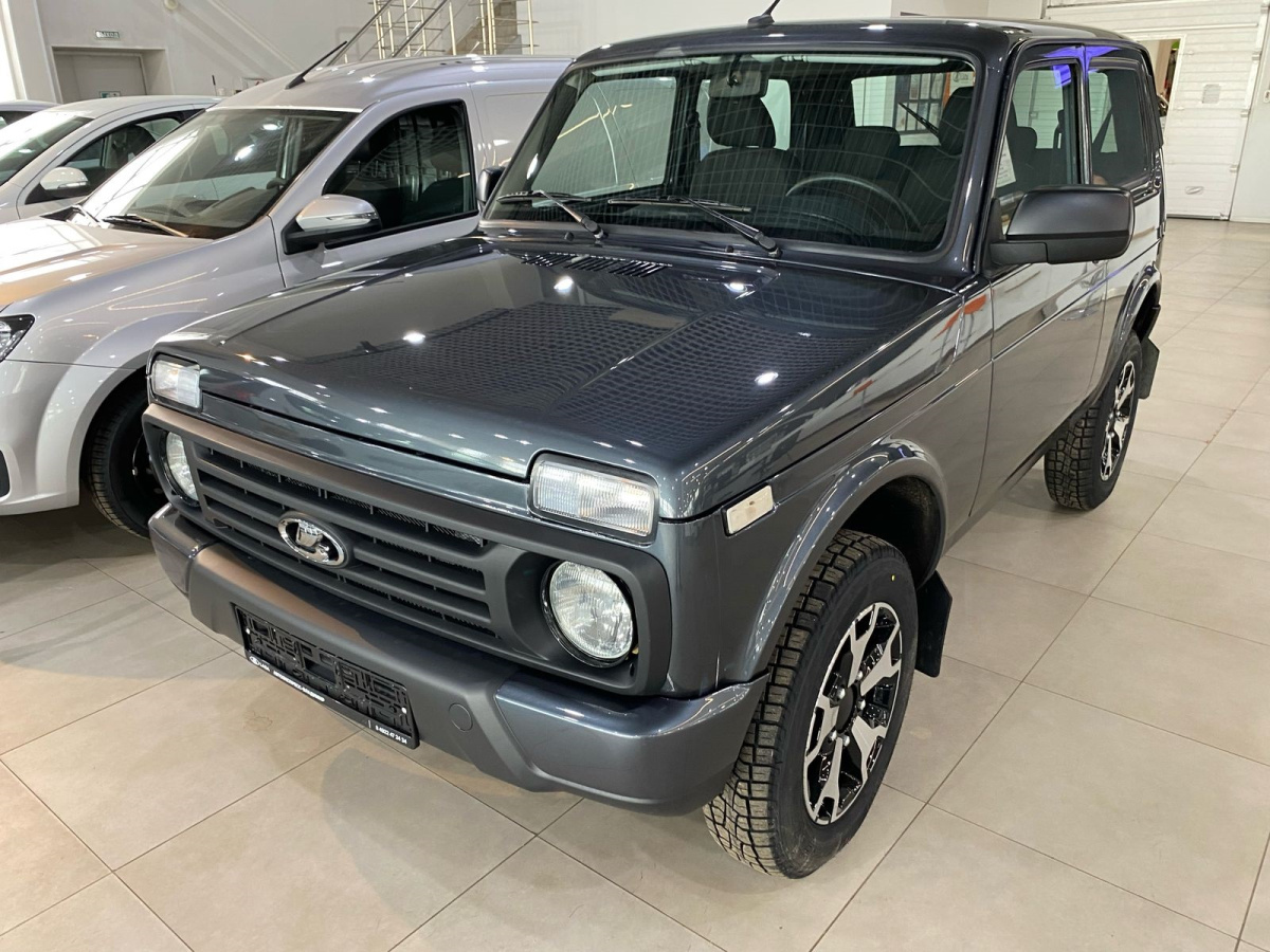 LADA NIVA LEGEND 1.7 MT (83 л.с.) 4WD