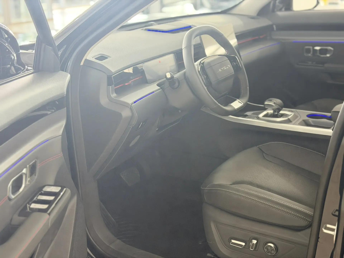 JETOUR DASHING 1.5 AMT (147 л.с.)