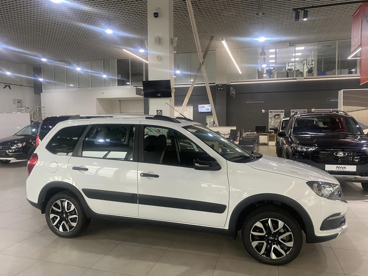 LADA GRANTA Cross 1.6 MT (90 л.с.)