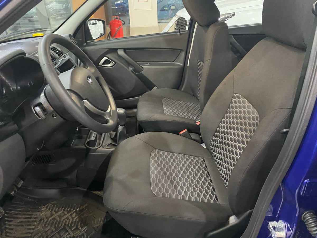 LADA GRANTA 1.6 MT (90 л.с.)