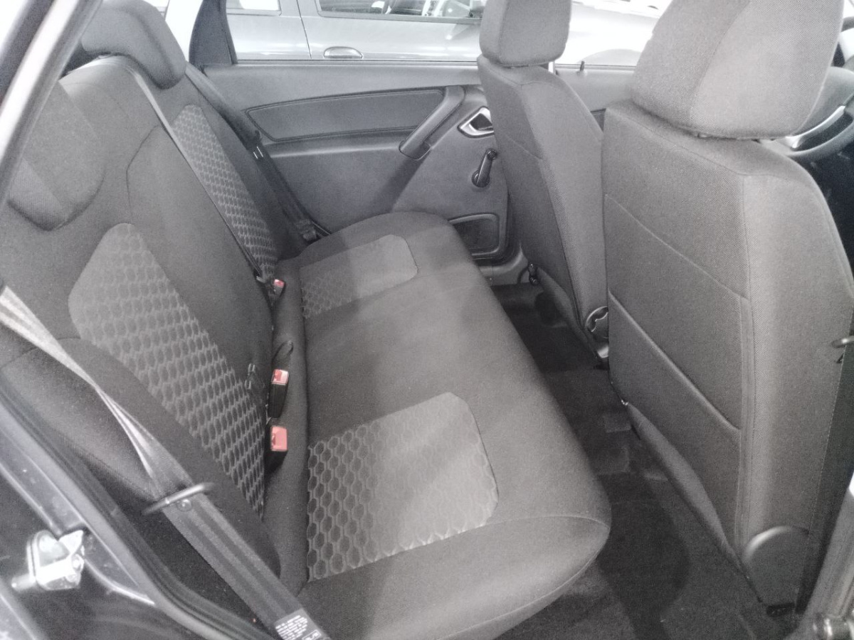 LADA GRANTA 1.6 MT (90 л.с.)