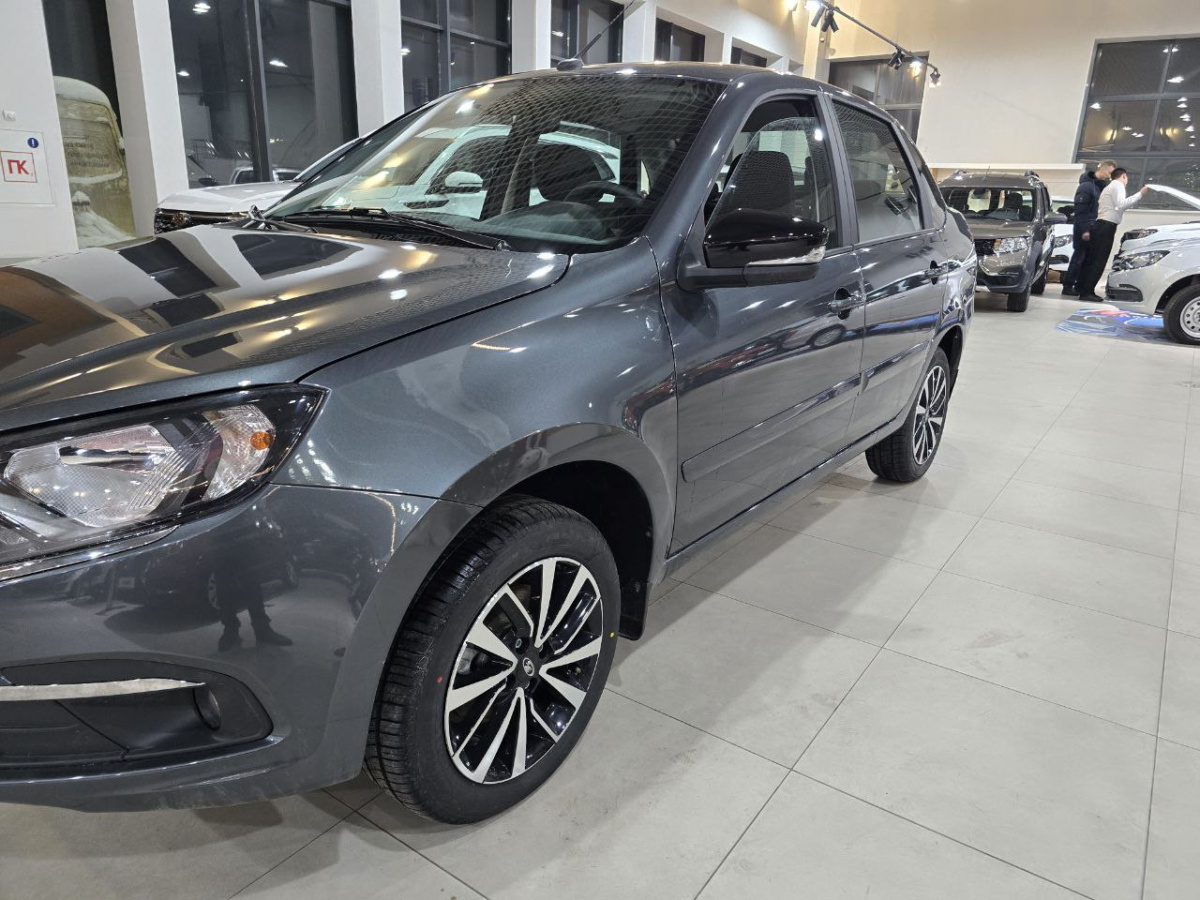 LADA GRANTA 1.6 MT (106 л.с.)
