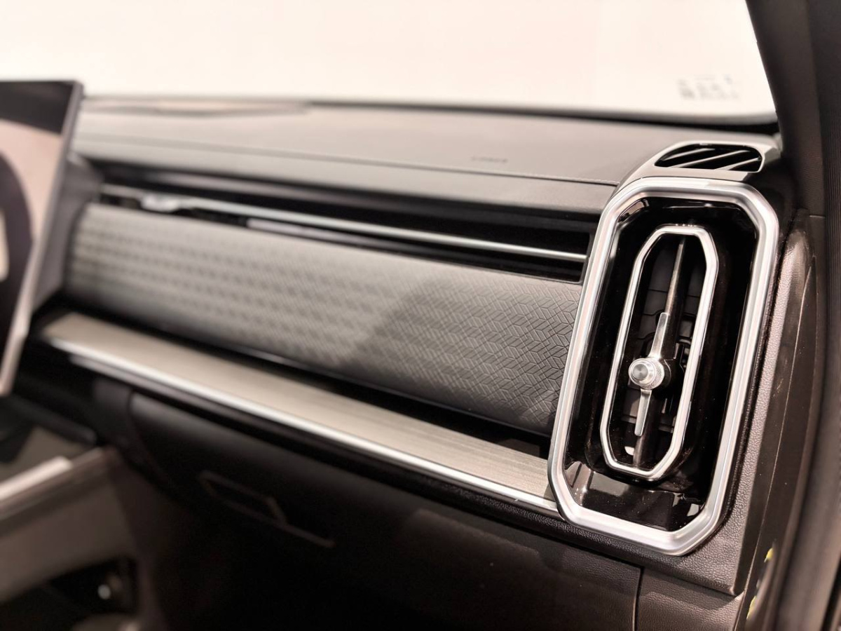 JAECOO J7 1.6 AMT (186 л.с.) 4WD