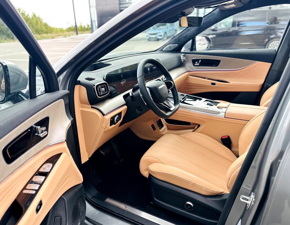 JAECOO J8 2.0 AMT (249 л.с.) 4WD