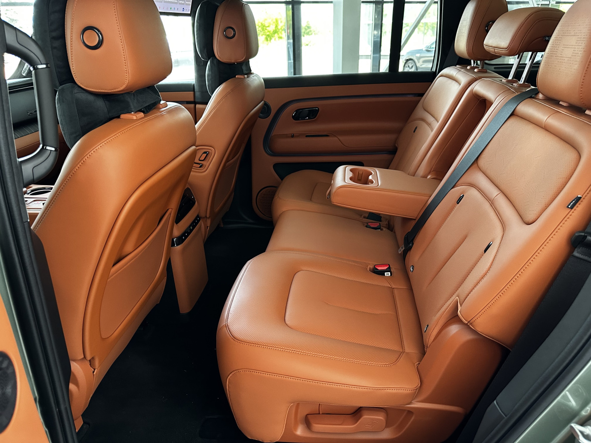 ROX ADAMAS 1.5hyb AT (476 л.с.) 4WD