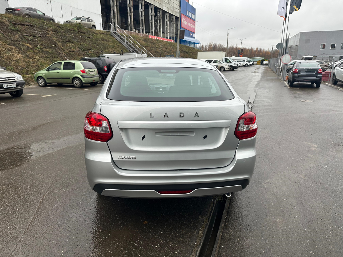 LADA GRANTA 1.6 MT (90 л.с.)
