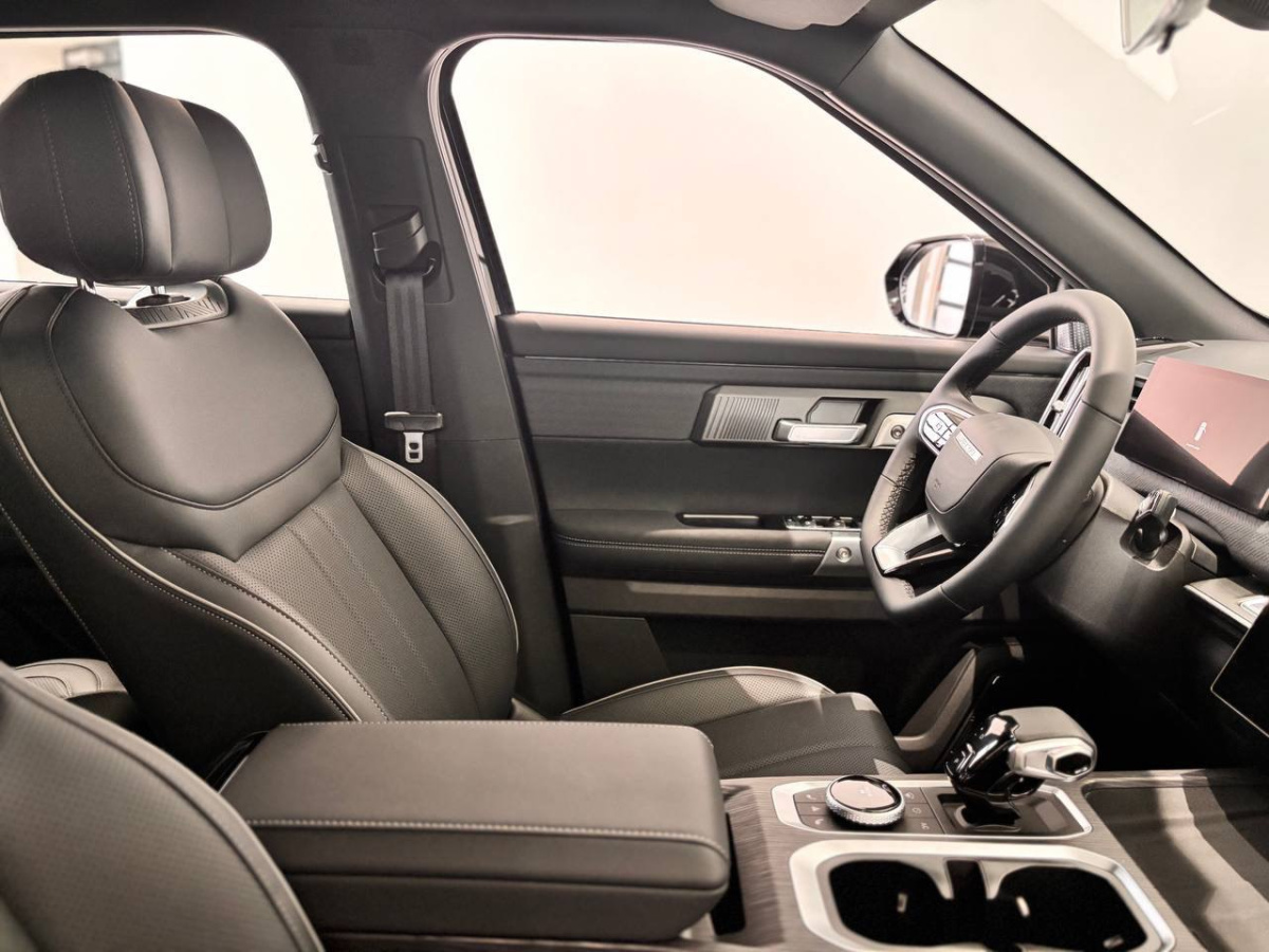 JAECOO J7 1.6 TGDI 4WD DCT (186 л.с.)