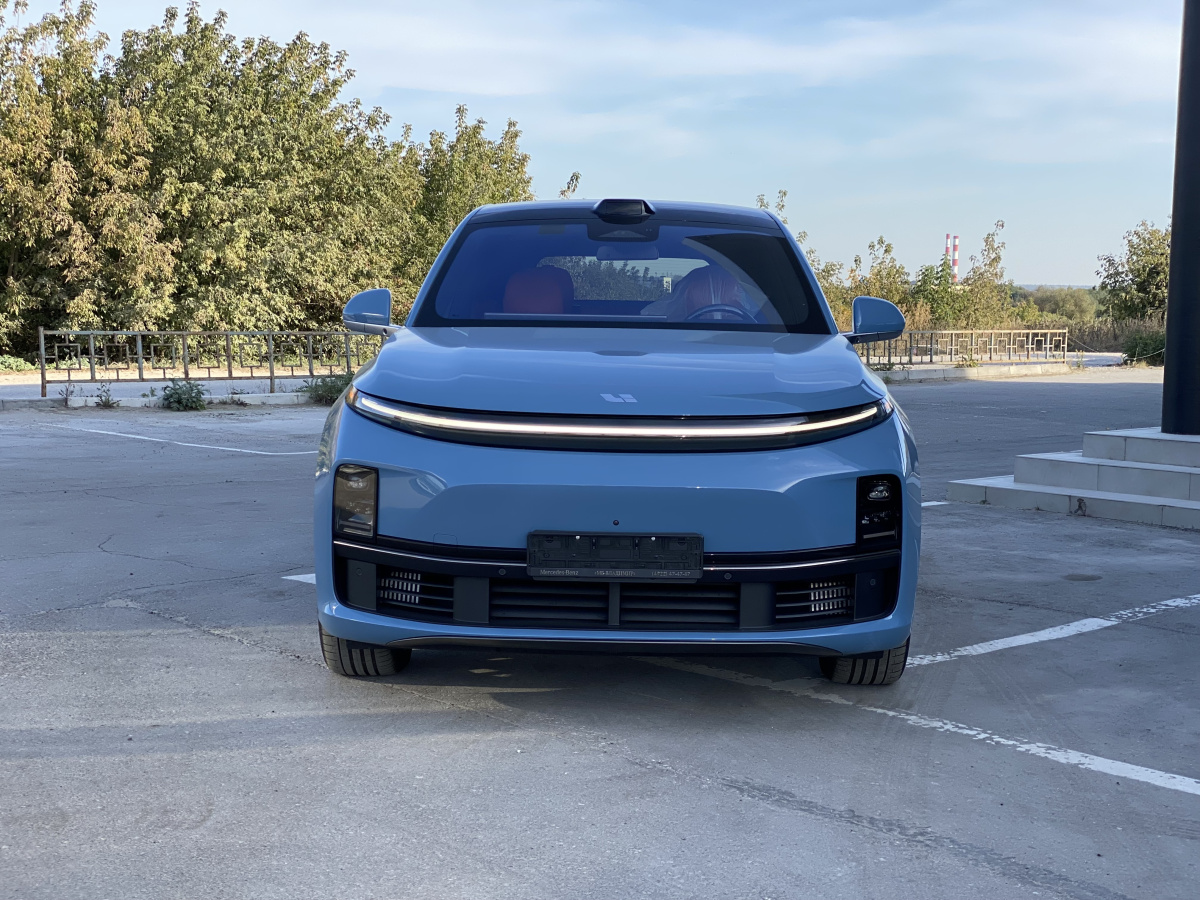 LIXIANG L7 42.8 kWh 1.5hyb AT (449 л.с.) 4WD