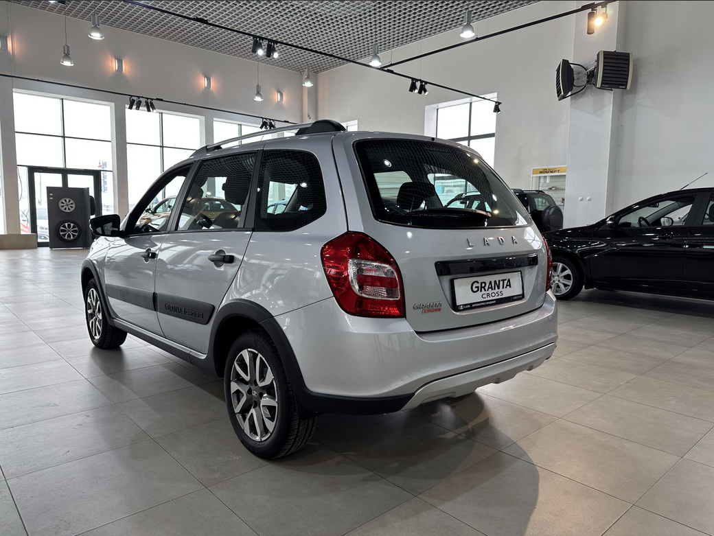 LADA GRANTA Cross 1.6 MT (106 л.с.)