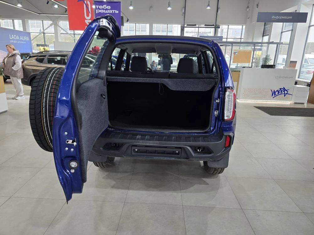 LADA NIVA TRAVEL 1.8 MT (90 л.с.) 4WD