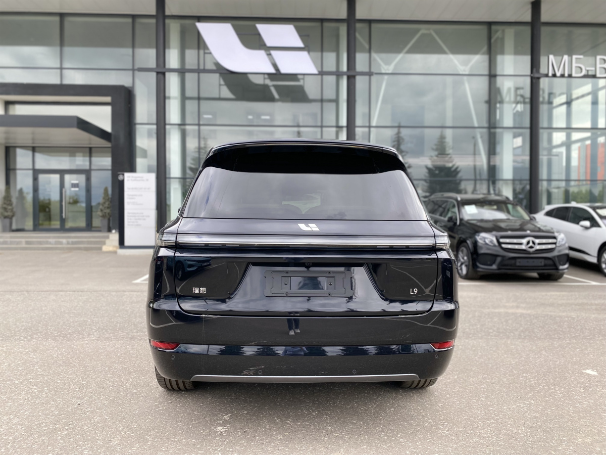 LIXIANG L9 52.3 kWh 1.5hyb AT (449 л.с.) 4WD