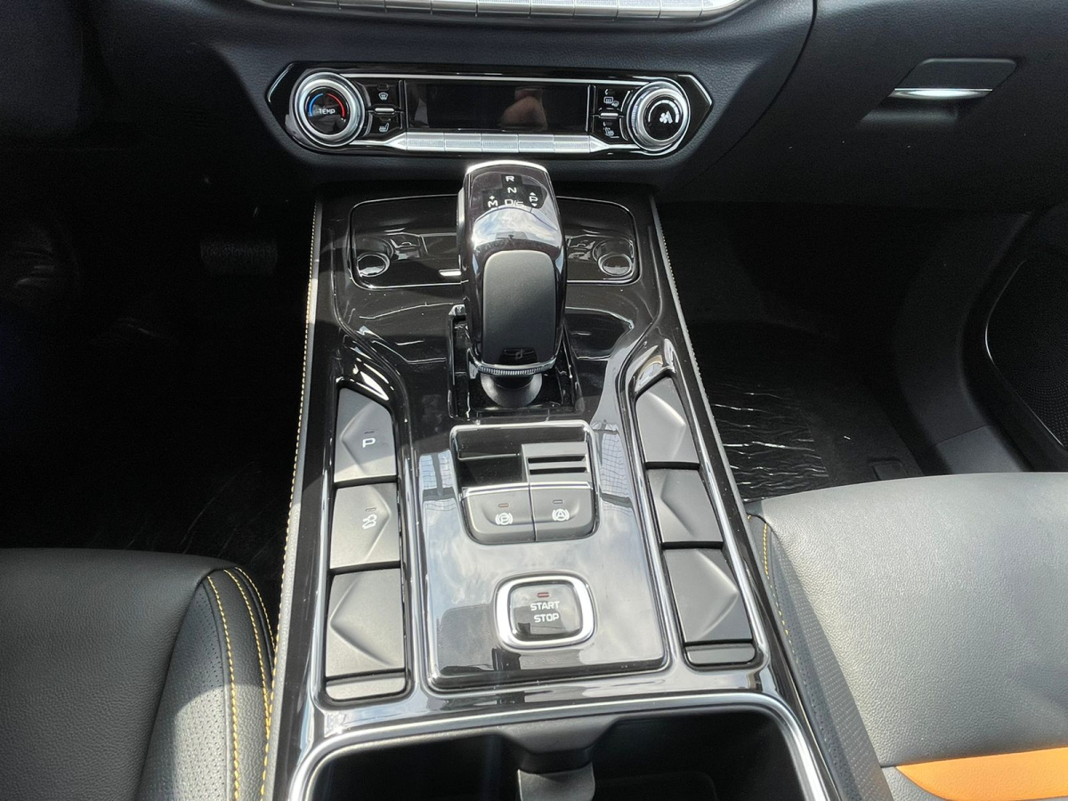 FAW BESTUNE T77 1.5 AMT (160 л.с.)