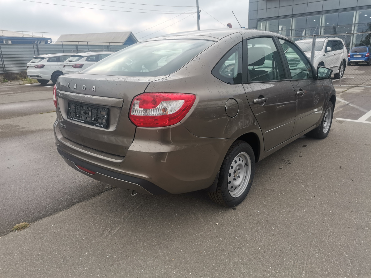 LADA GRANTA 1.6 MT (90 л.с.)