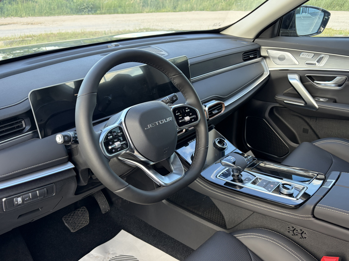 JETOUR X70 + 1.6 AMT (190 л.с.)
