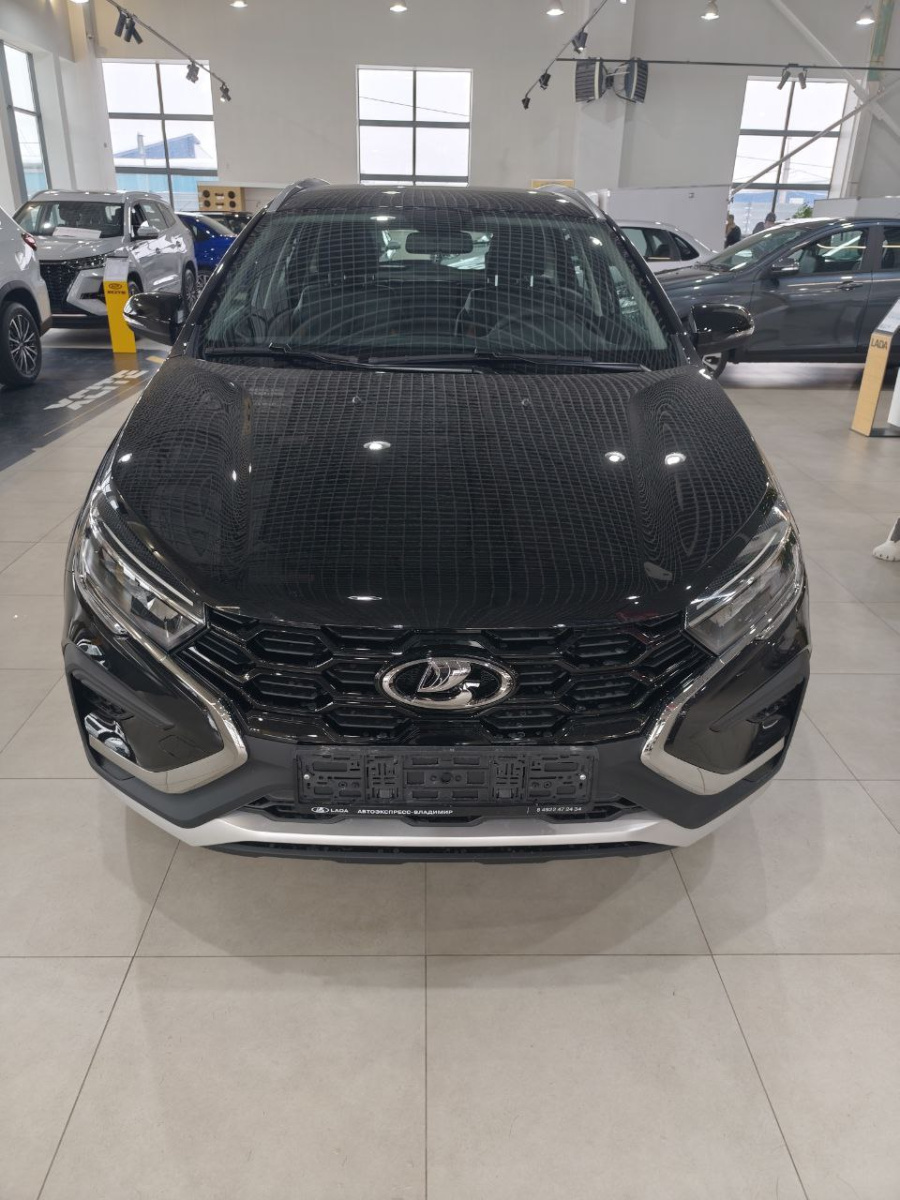 LADA VESTA SW Cross 1.8 МT (122 л.с.)