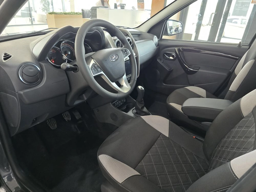 LADA LARGUS Cross 1.6 MT (106 л.с.)