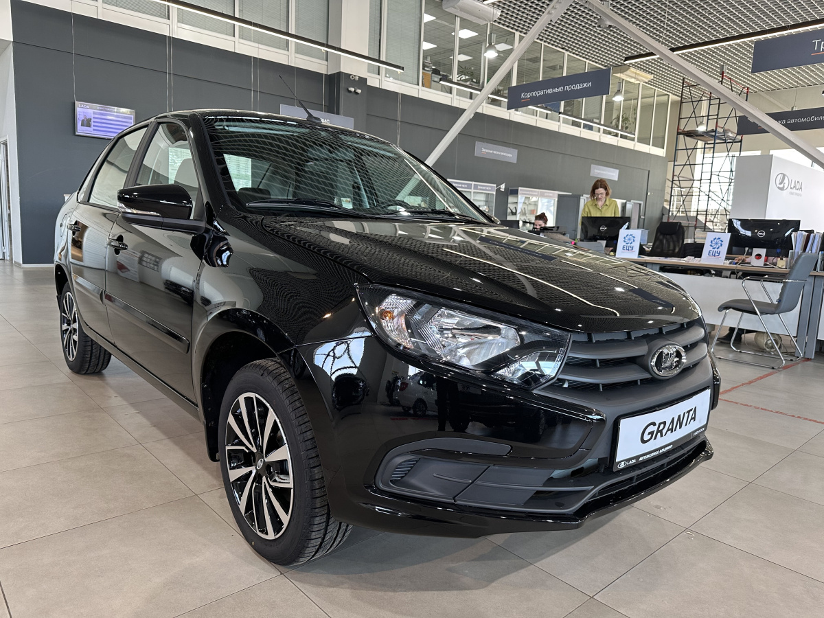 LADA GRANTA 1.6 MT (106 л.с.)