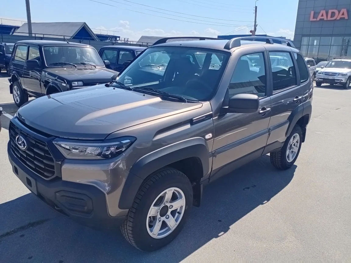 LADA NIVA TRAVEL 1.8 MT (90 л.с.) 4WD