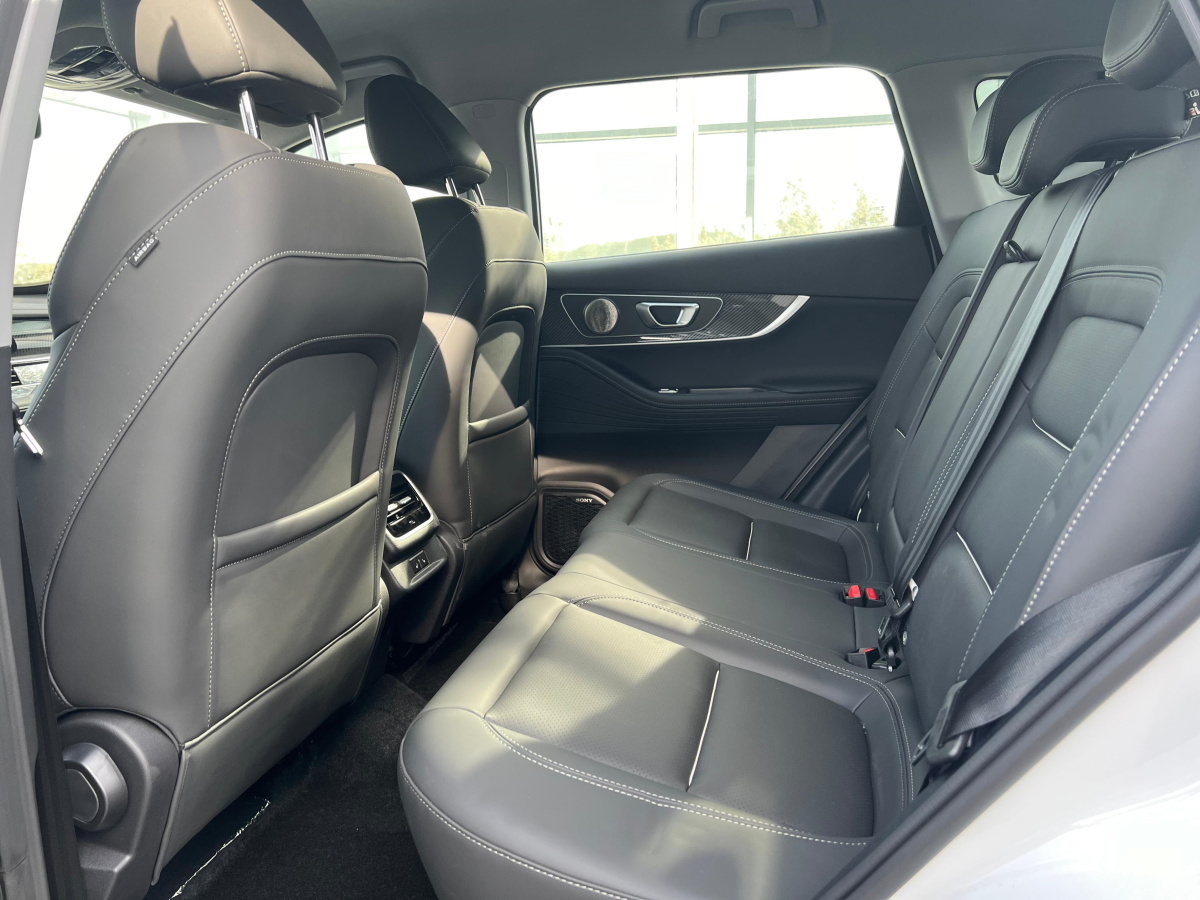 CHERY TIGGO 7 PRO MAX 1.6 AMT (150 л.с.) 4WD