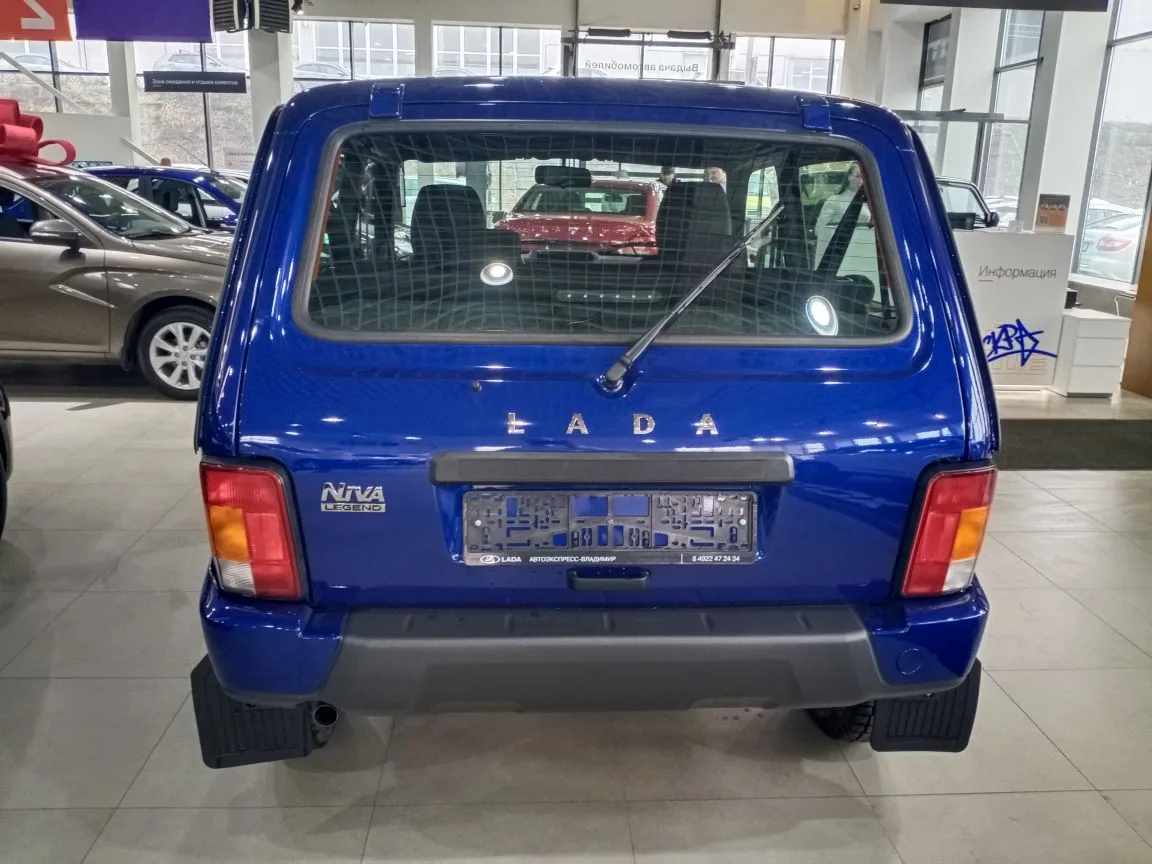 LADA NIVA LEGEND 1.7 MT (83 л.с.) 4WD