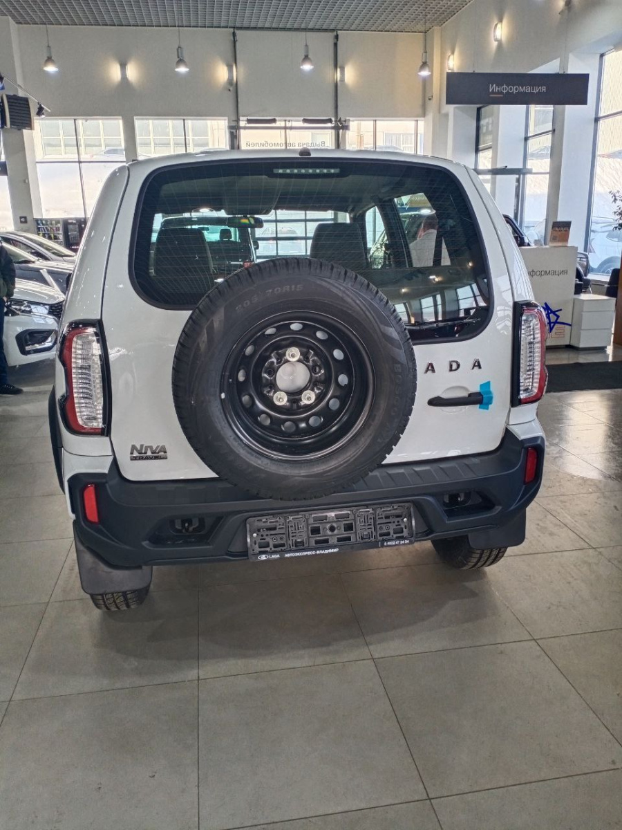 LADA NIVA TRAVEL 1.8 MT (90 л.с.) 4WD