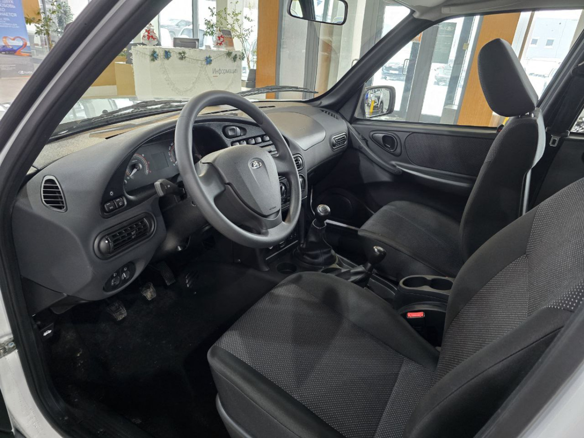 LADA NIVA TRAVEL 1.8 MT (90 л.с.) 4WD