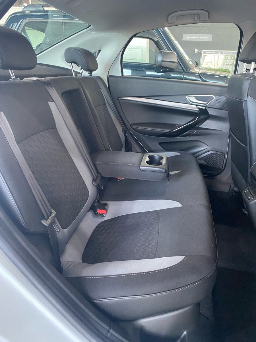 LADA VESTA 1.8 CVT (122 л.с.)