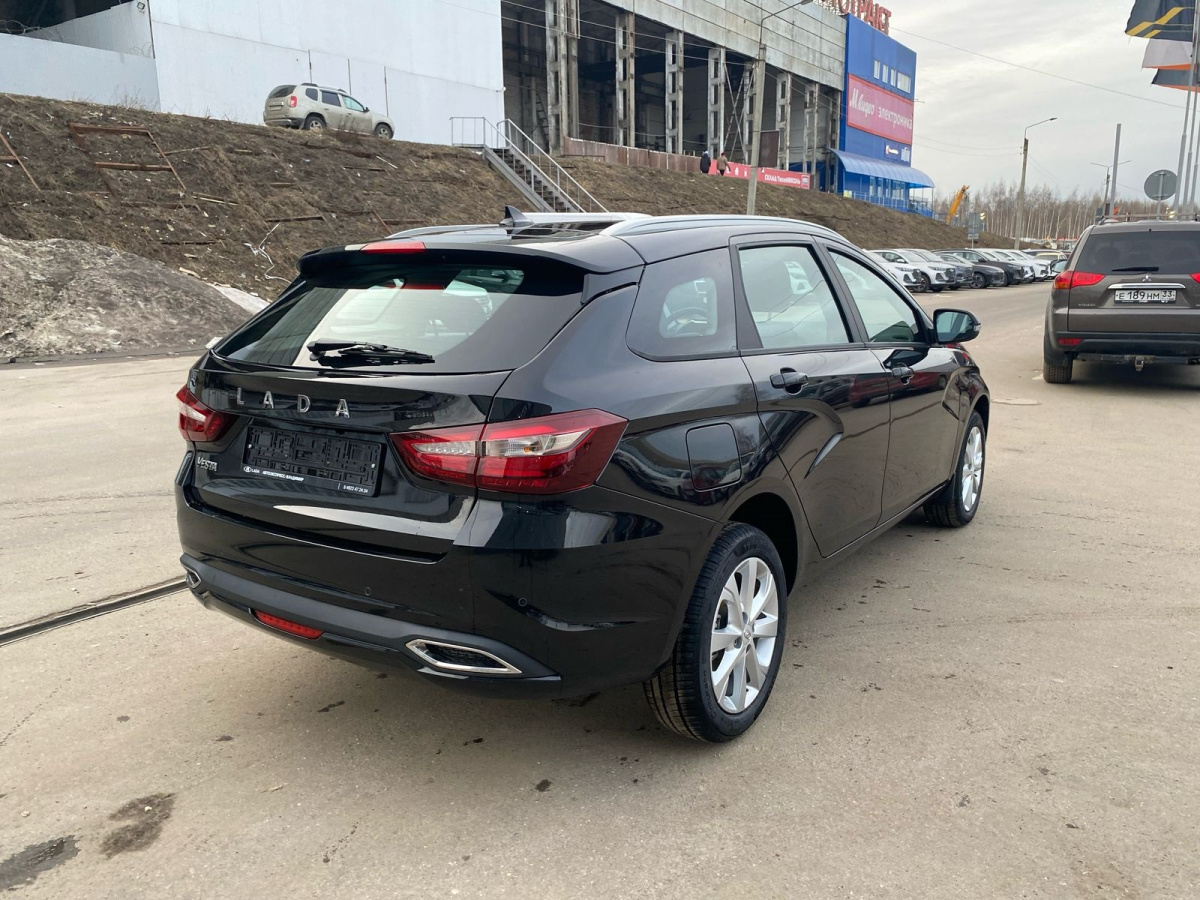 LADA VESTA SW 1.8 CVT (122 л.с.)